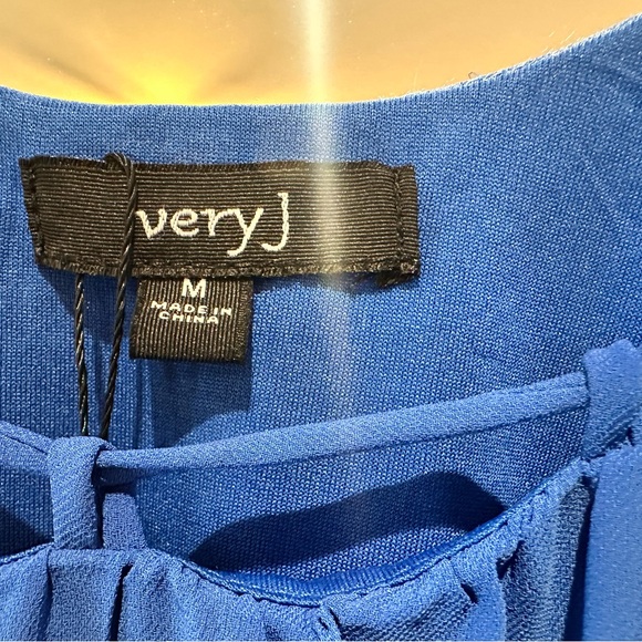 Very J Vibrant Blue Sleeveless Top - Picture 4 of 4